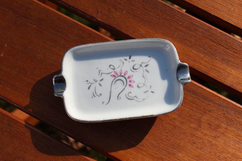 Vintage Porcelain Japan Ashtray Hand Painted Trinket Change Holder